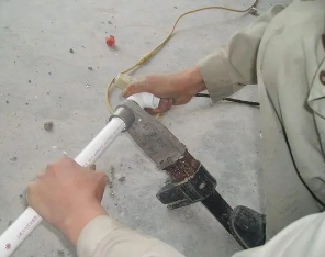 得荣漏水维修电话